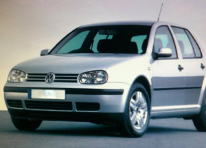 Volkswagen Golf Hatchback  1999 en Torres de Cotillas