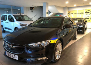 Opel Insignia Sedan/Limusine  2019 en Jaén